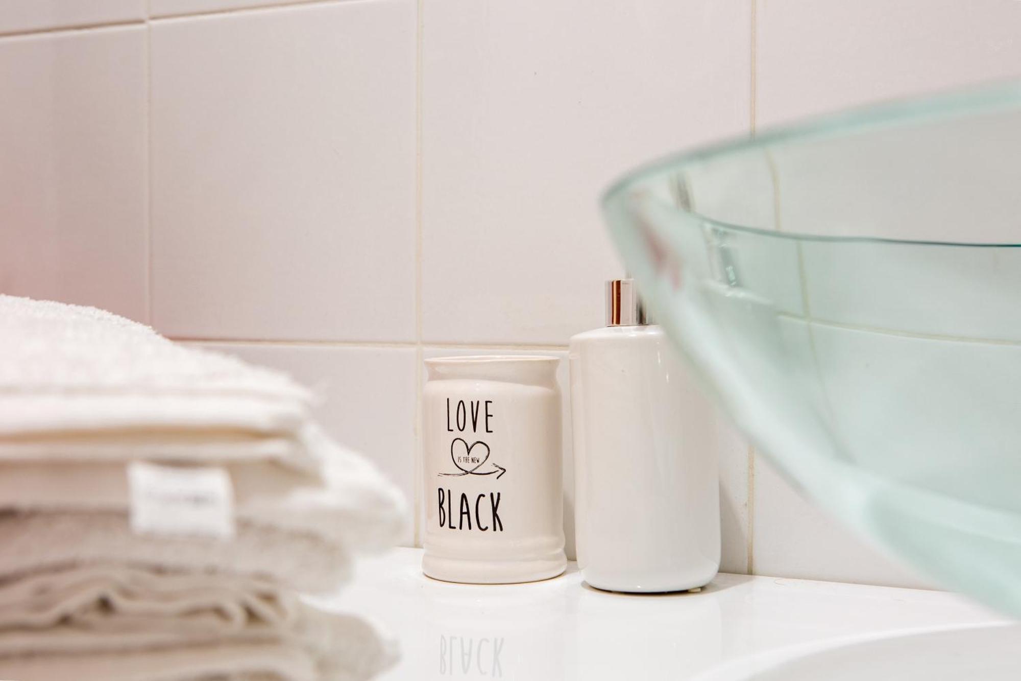 Stanza Comoda E Silenziosa Con Bagno Privato E Area Lavoro E Relax Roma Esterno foto
